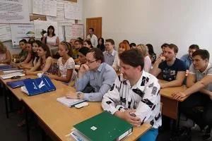 Врачам, которые приезжают работать на село, дают служебное жилье Врачам, которые приезжают работать на село, дают служебное жилье