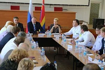 Николай Цуканов: Главным критерием оценки качества медицинской помощи остается мнение жителей региона Николай Цуканов: Главным критерием оценки качества медицинской помощи остается мнение жителей региона