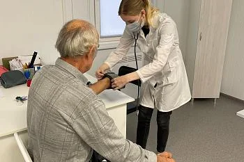 В новые ФАПы Гусевского муниципального округа приехали фельдшеры из Сибири и с Урала  В новые ФАПы Гусевского муниципального округа приехали фельдшеры из Сибири и с Урала