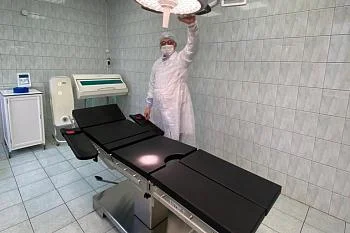 Поликлиника на Университетской получила современный операционный стол Поликлиника на Университетской получила современный операционный стол
